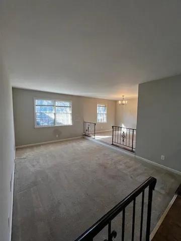 a view of livingroom with furniture