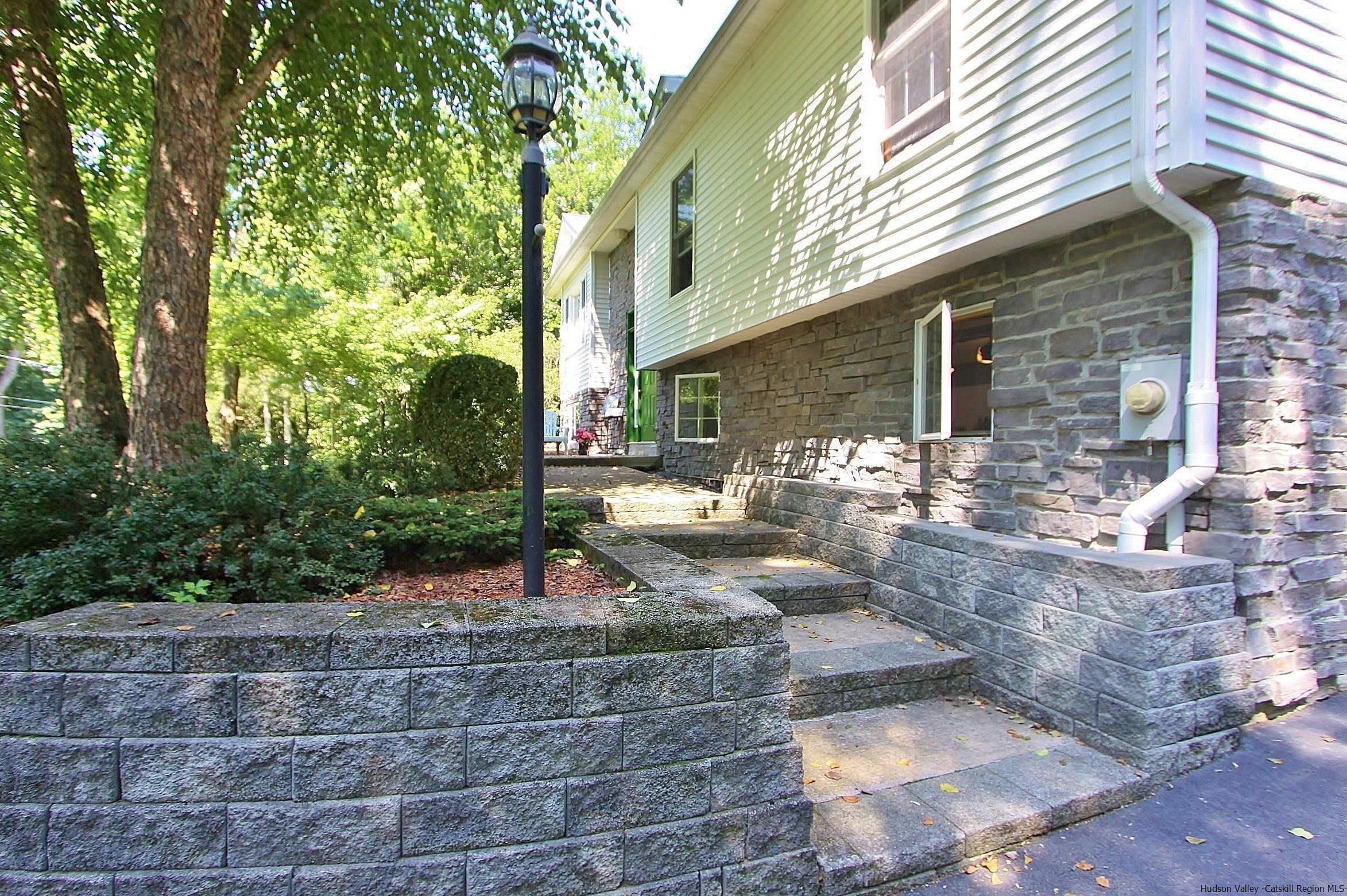 40 Magic Drive Kingston, NY 12401 - Photo 3 of 26 Photo 4
