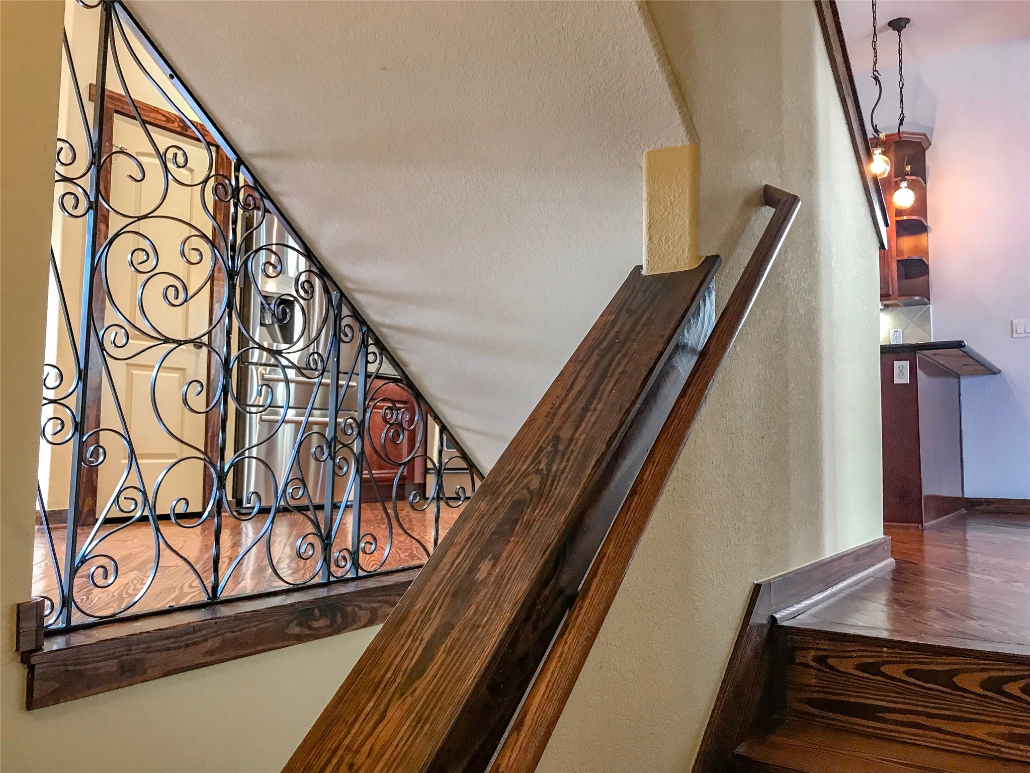 1432 West 21st Street, Unit F Houston, TX 77008 - Photo 11 of 27 a view of stairs