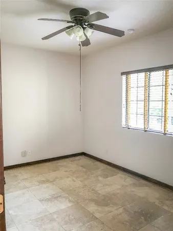 $2,695 | 1432 West 21st Street, Unit F, Houston, TX 77008