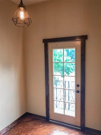 $2,695 | 1432 West 21st Street, Unit F, Houston, TX 77008