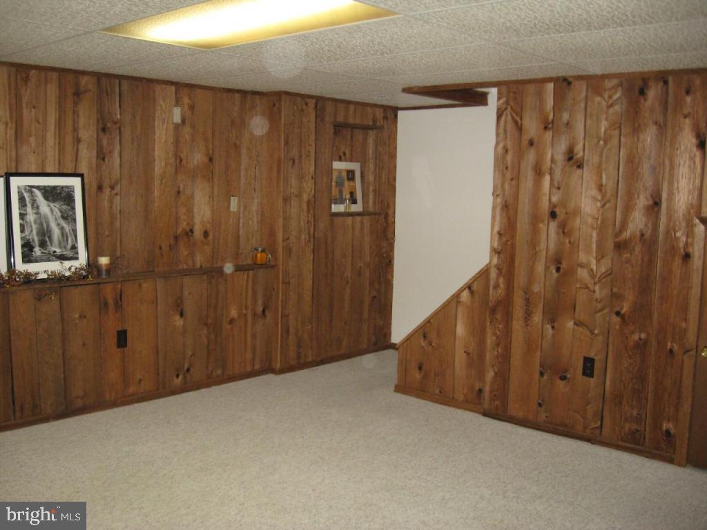 69 Brookfield Road Lititz, PA 17543 - Photo 17 of 20