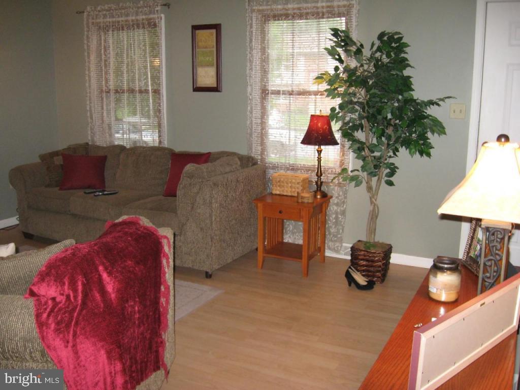69 Brookfield Road Lititz, PA 17543 - Photo 5 of 20