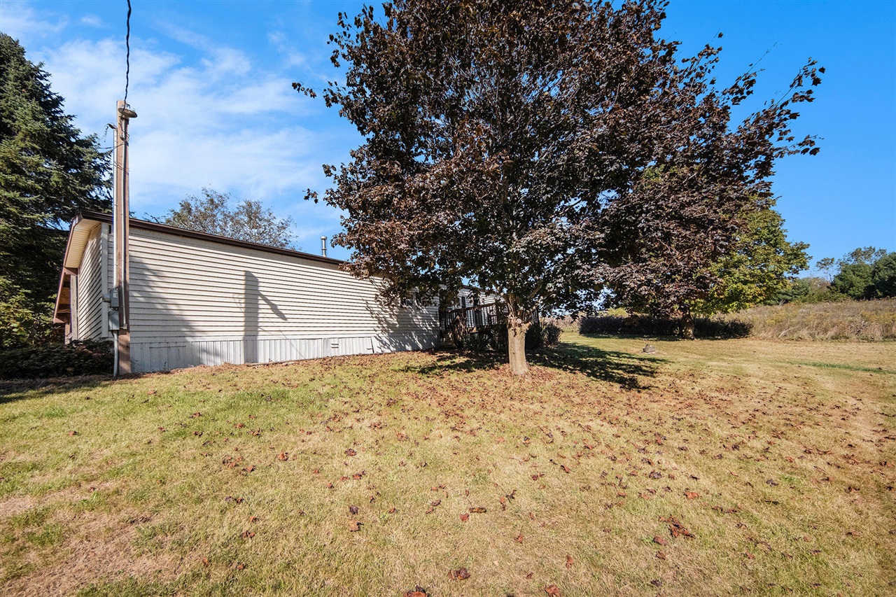 11480 North Adams Road North Adams, MI 49262 - Photo 28 of 28