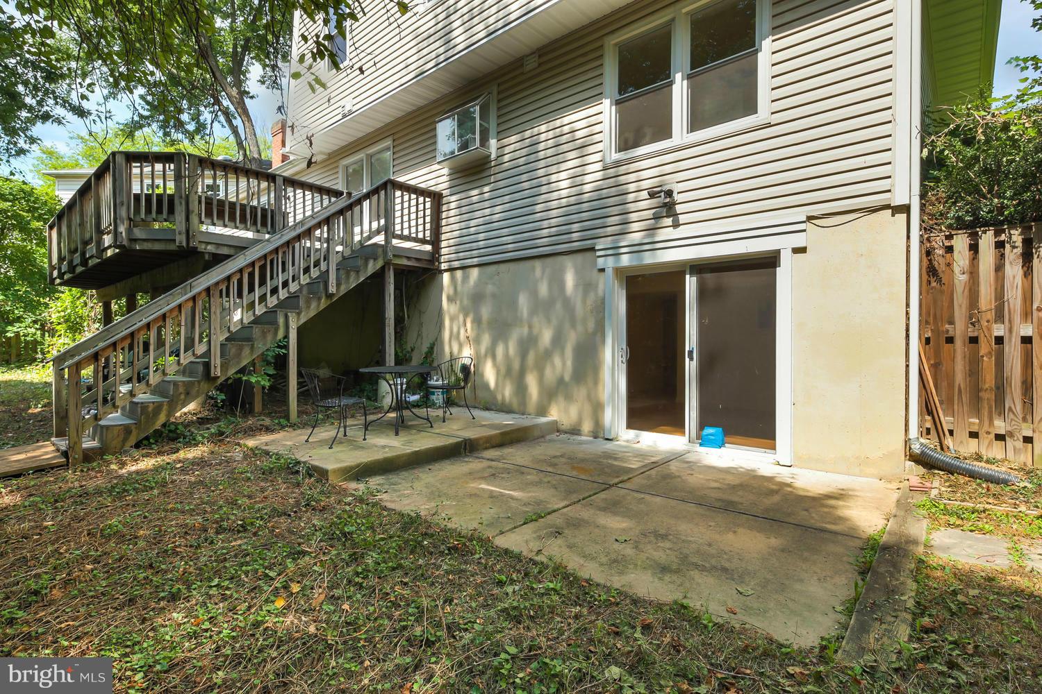 8107 Viola Street Springfield, VA 22152 - Photo 29 of 30 Exterior (Rear)
