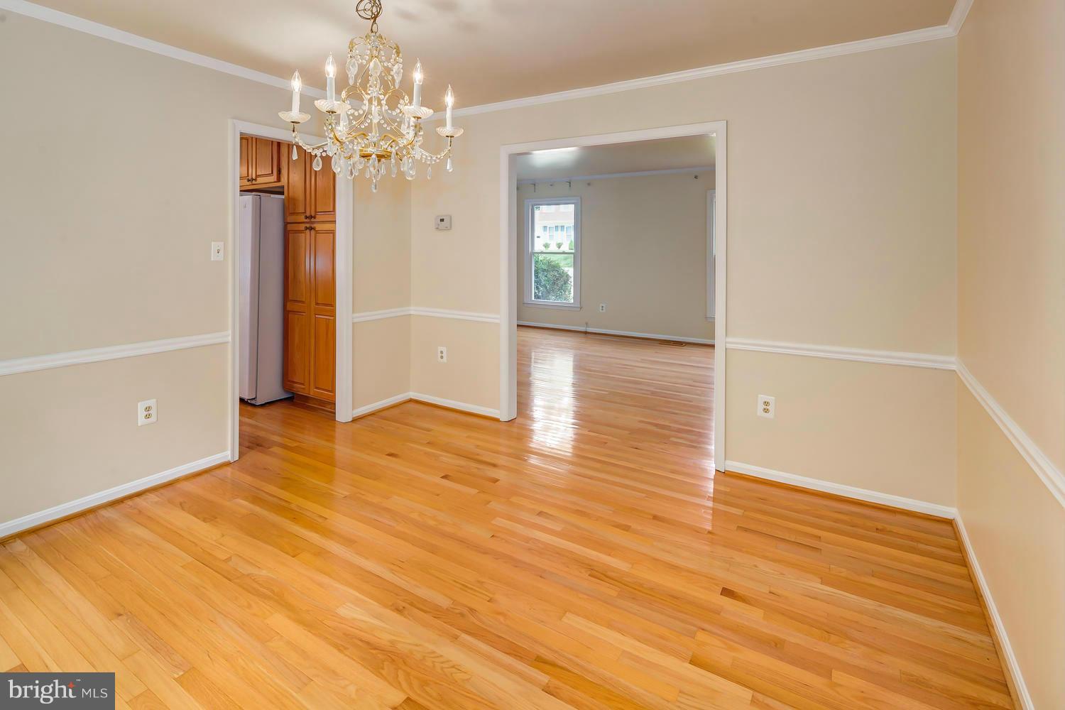 8107 Viola Street Springfield, VA 22152 - Photo 8 of 30 Dining Room