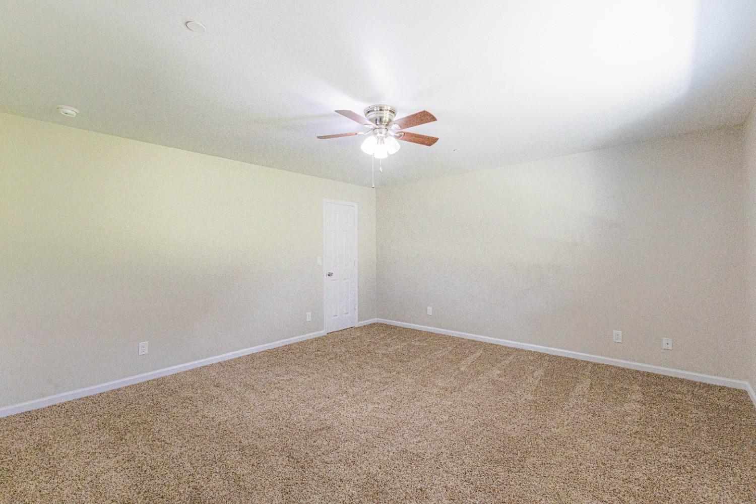 48795 Rock Point Road Oakhurst, CA 93644 - Photo 12 of 24 Gallery Image 12