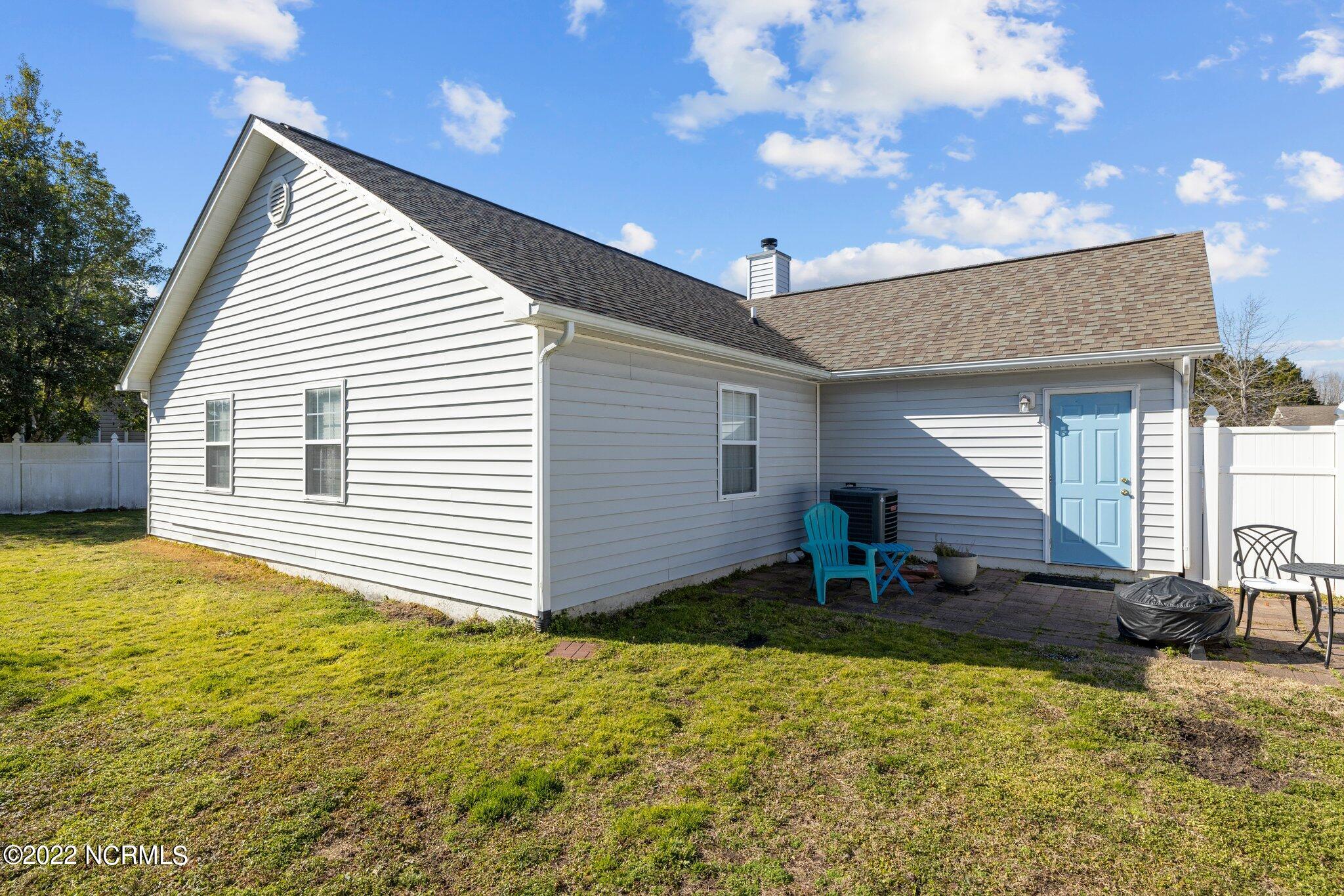 203 Foxhall Road Newport, NC 28570 - Photo 35 of 40 Fenced back yard