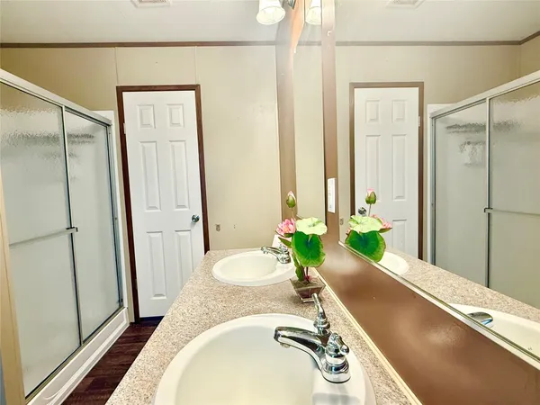 $1,399 | 210 Lake Drive, Oyster Creek, TX 77541