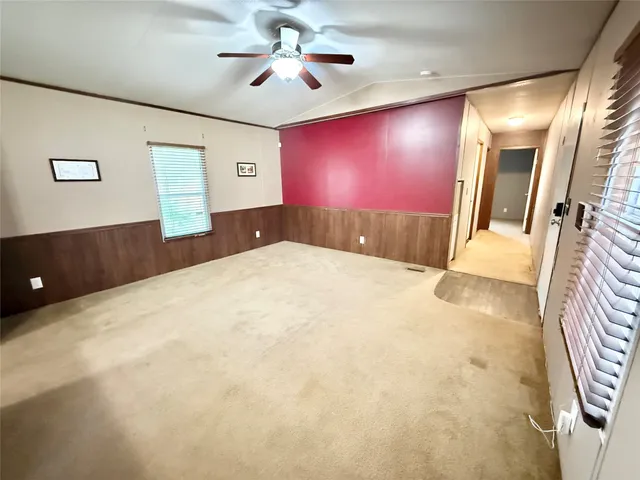 $1,499 | 210 Lake Drive, Oyster Creek, TX 77541