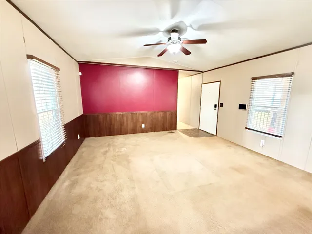 $1,499 | 210 Lake Drive, Oyster Creek, TX 77541