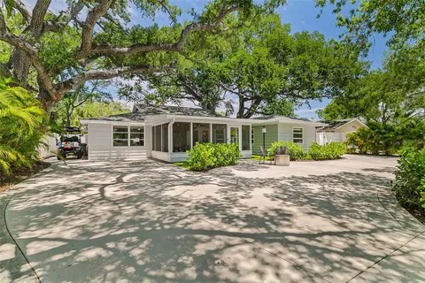 $1,575,000 | 2215 Hibiscus Street, Sarasota, FL 34239
