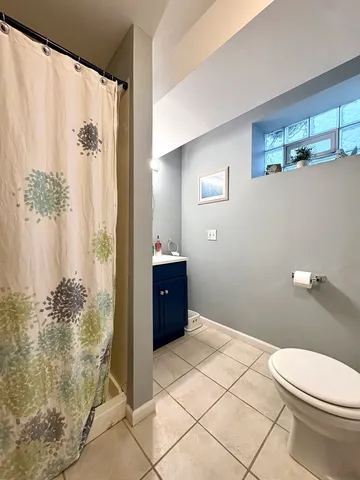 $322,900 | 2841 West 100th Place, Evergreen Park, IL 60805