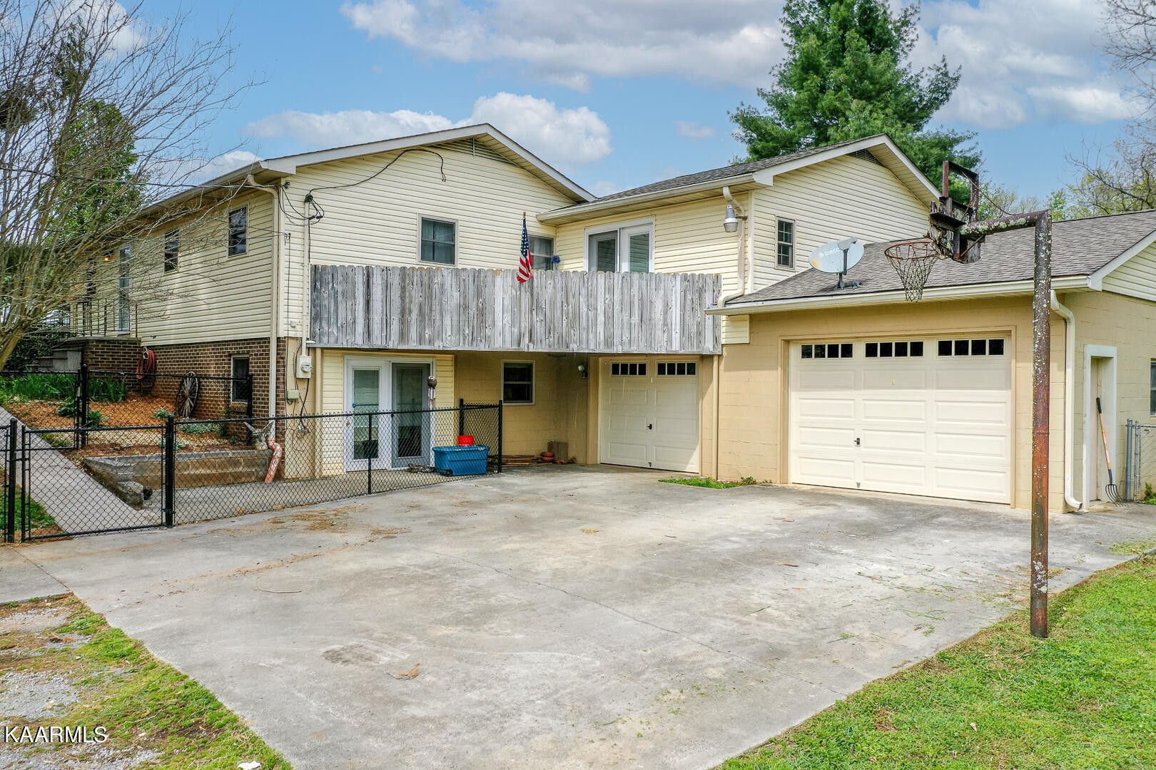 510 Disco Loop Road Friendsville, TN 37737 - Photo 1 of 39 Gallery Image 1