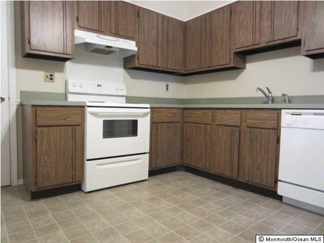 1 Swan Road Howell, NJ 07731 - Photo 4 of 17 Additional Photo