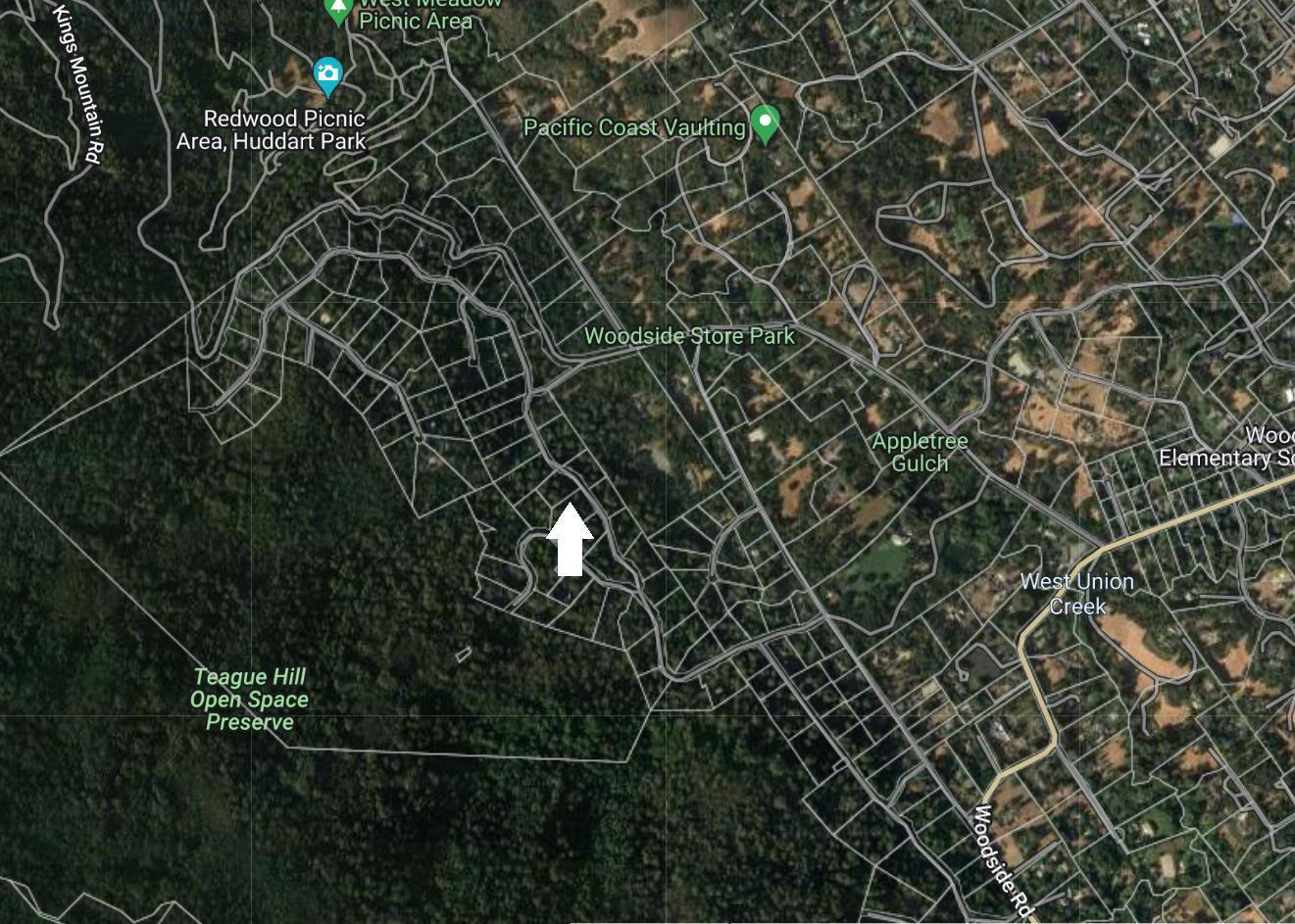 559 Patrol Road Woodside, CA 94062 - Photo 11 of 16 a view of a pathway