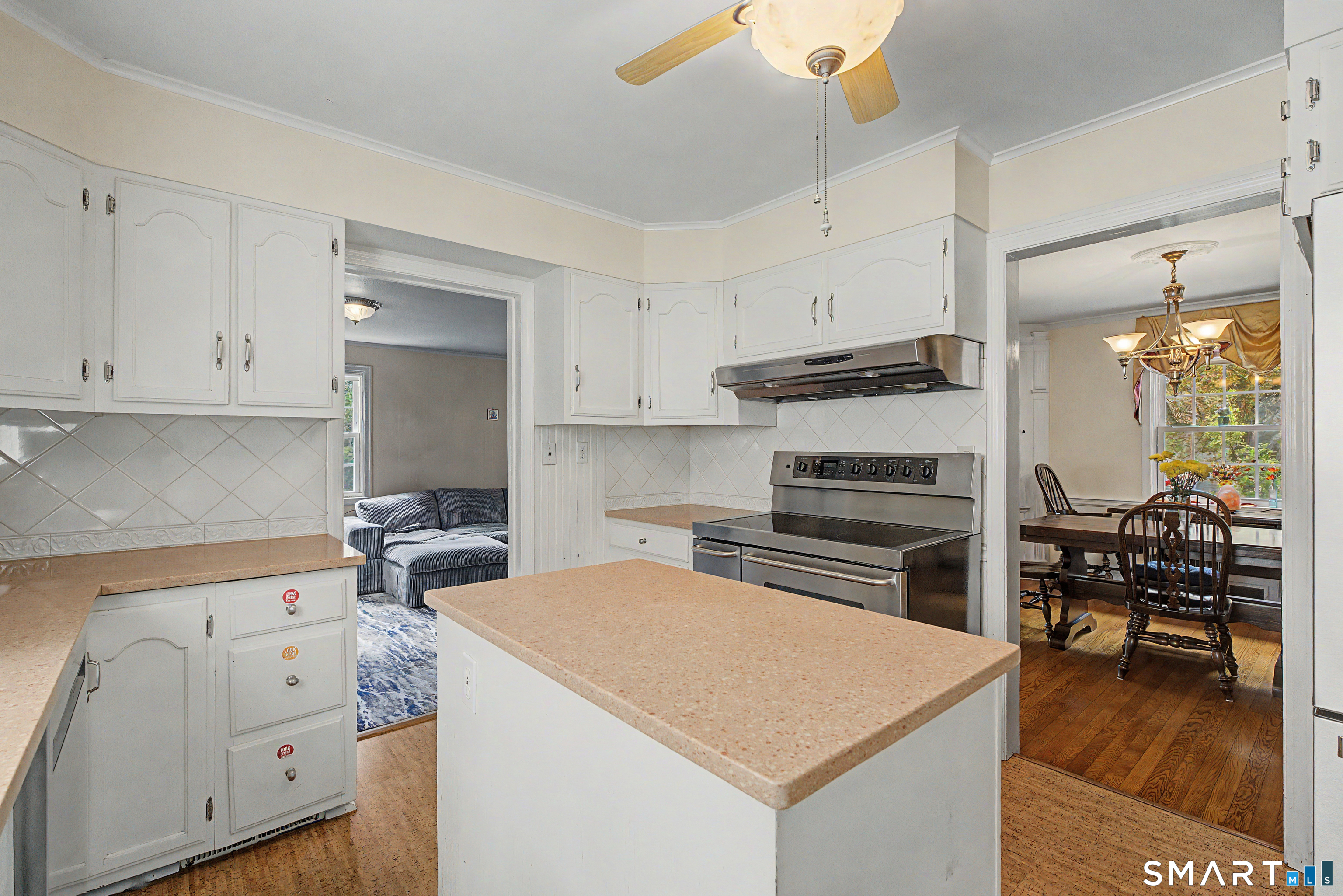 60 Briarcliff Road Hamden, CT 06518 - Photo 12 of 37