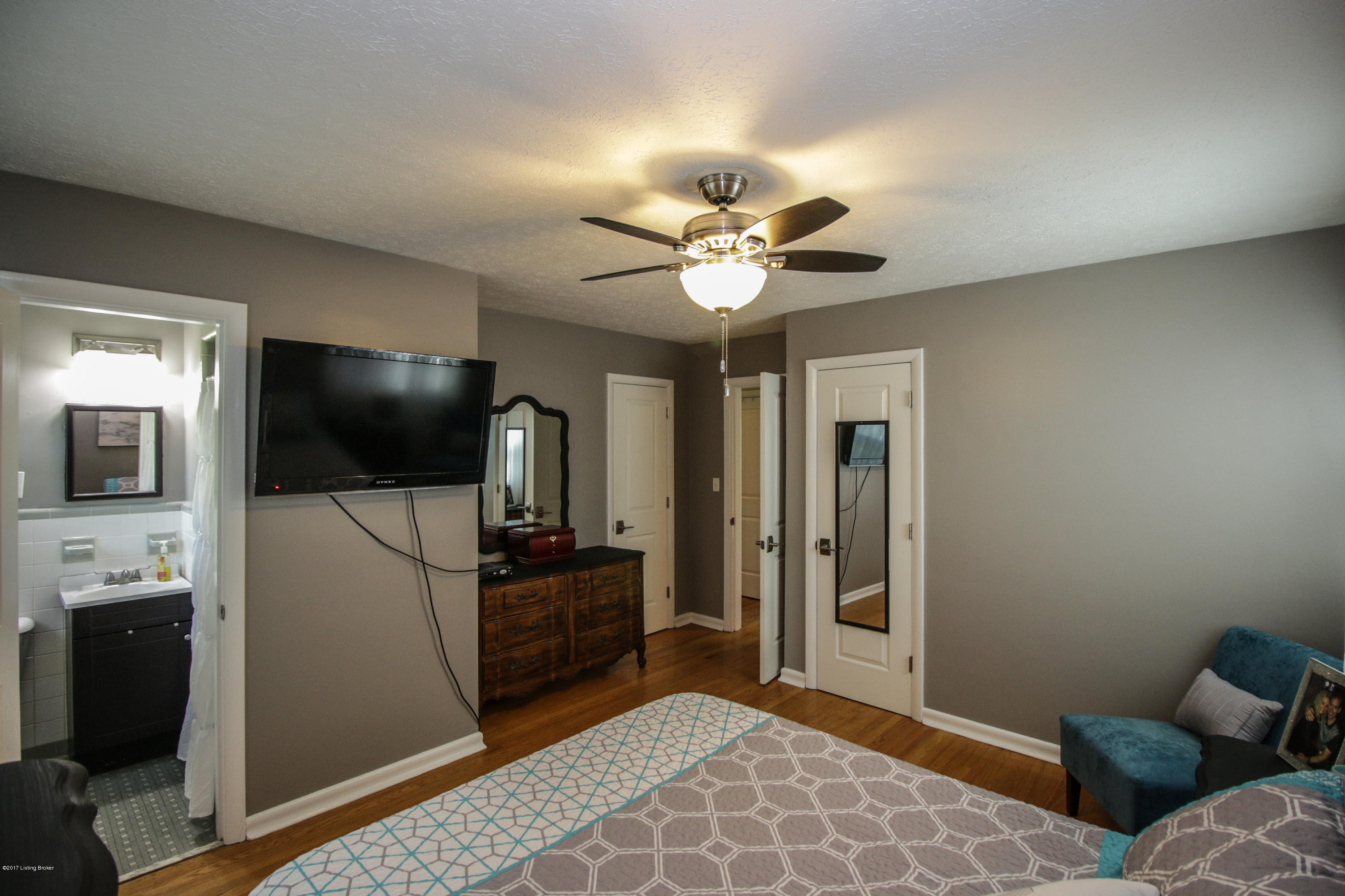 4613 Tween Road Louisville, KY 40207 - Photo 20 of 35 44