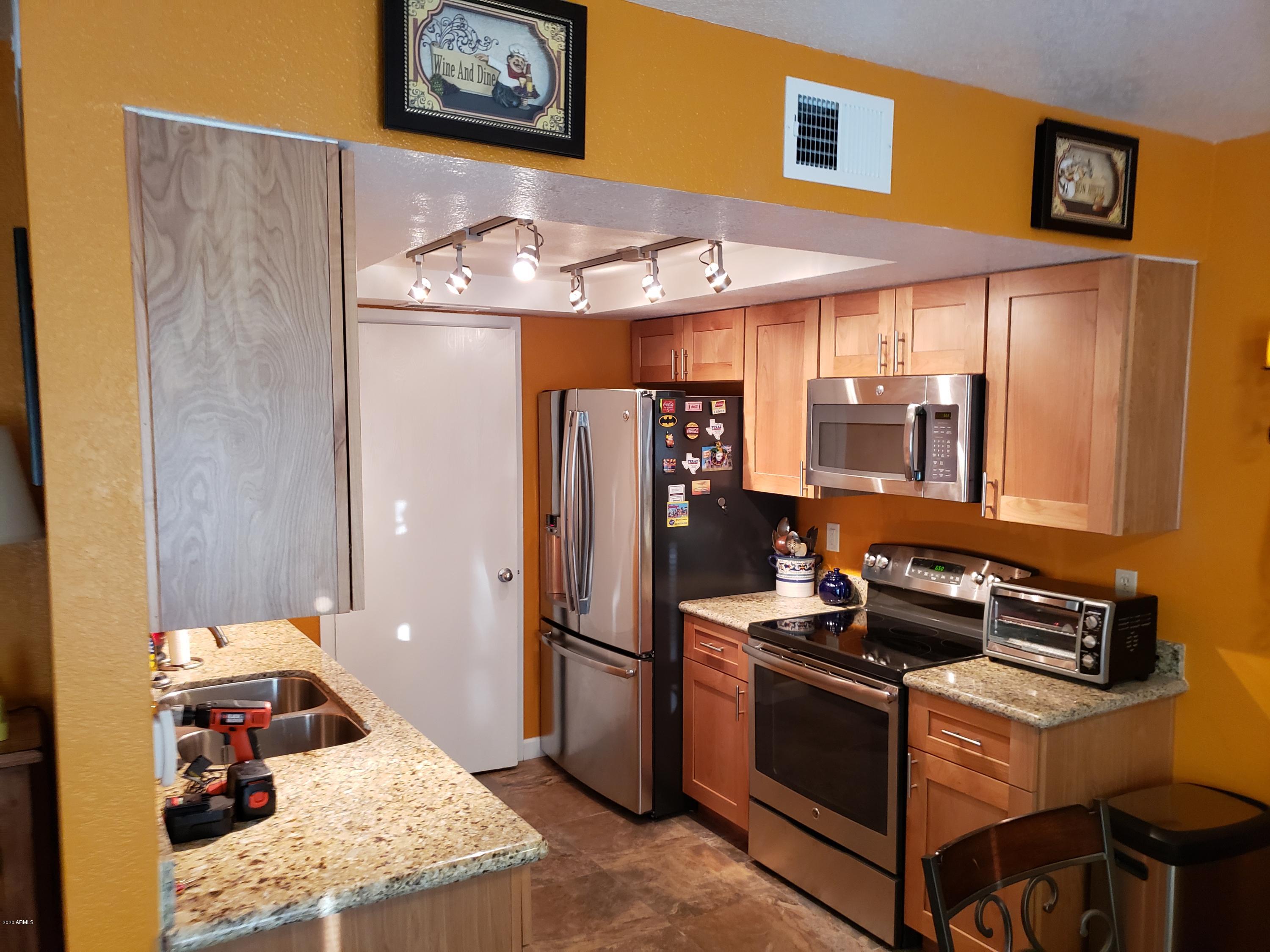 222 West Brown Road, Unit 111 Mesa, AZ 85201 - Photo 6 of 27 20200714_185132