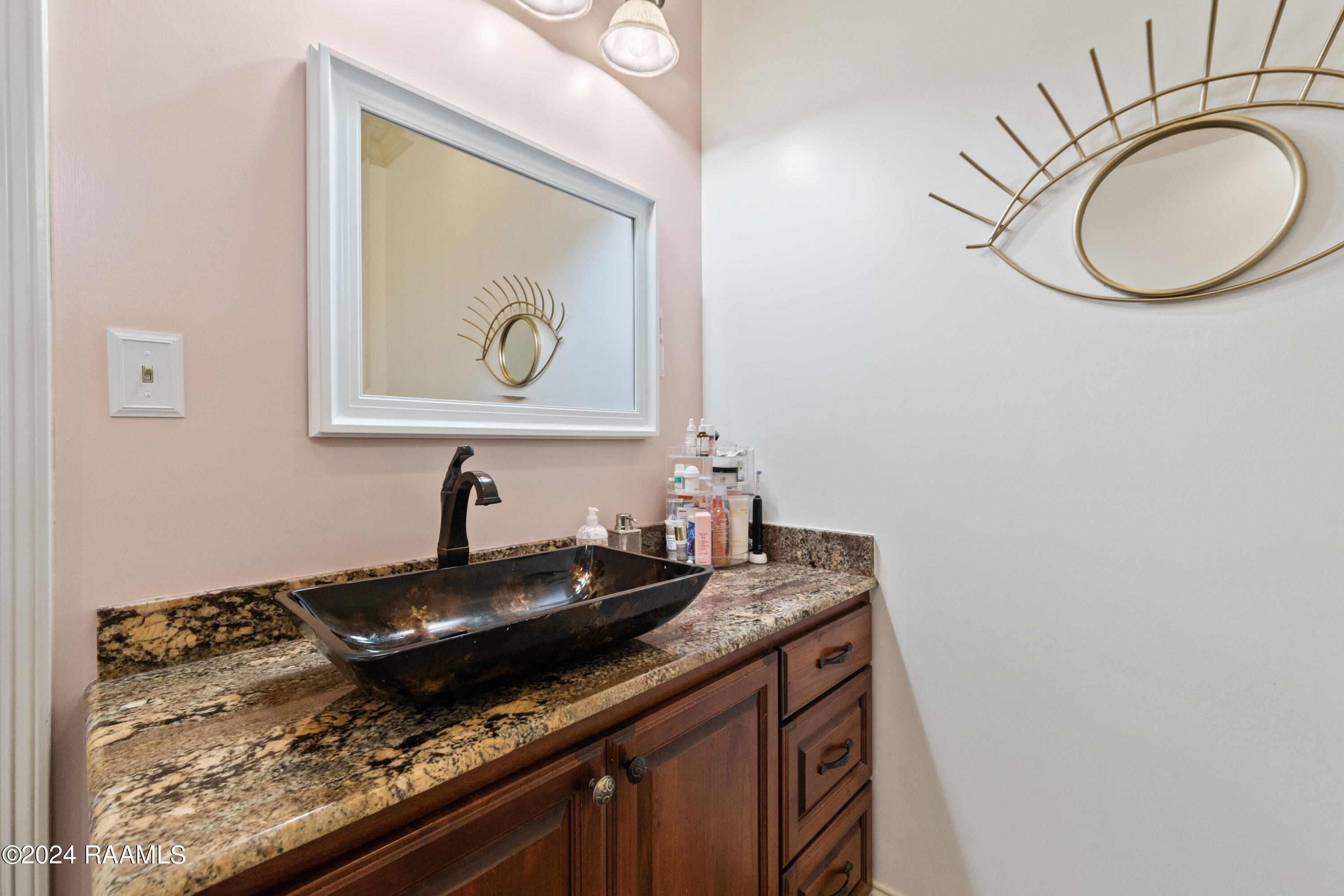 111 Timberland Ridge Boulevard Lafayette, LA 70507 - Photo 30 of 45 Bathroom 1