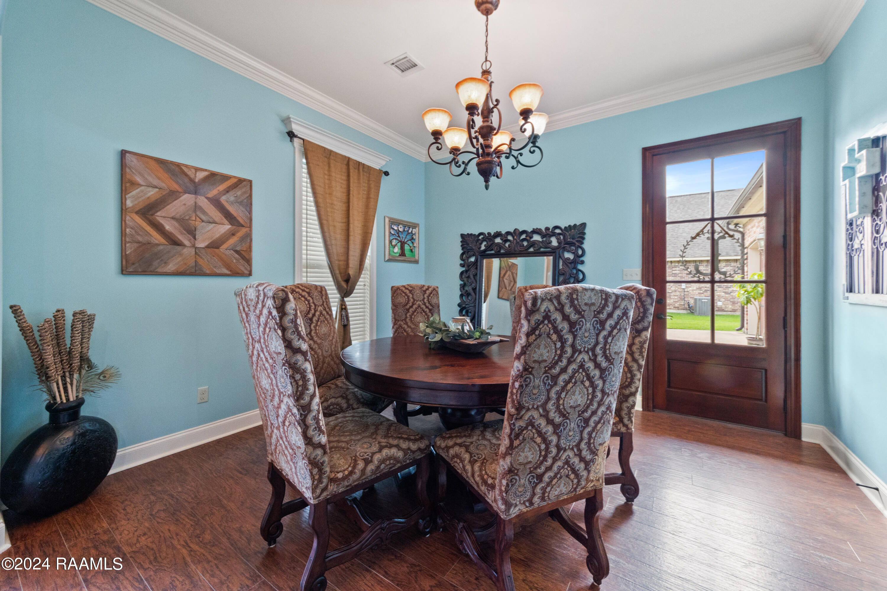 111 Timberland Ridge Boulevard Lafayette, LA 70507 - Photo 7 of 45 Dining 2