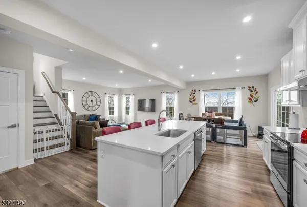 $5,500 | 16 Esposito Lane, Landing, NJ 07850