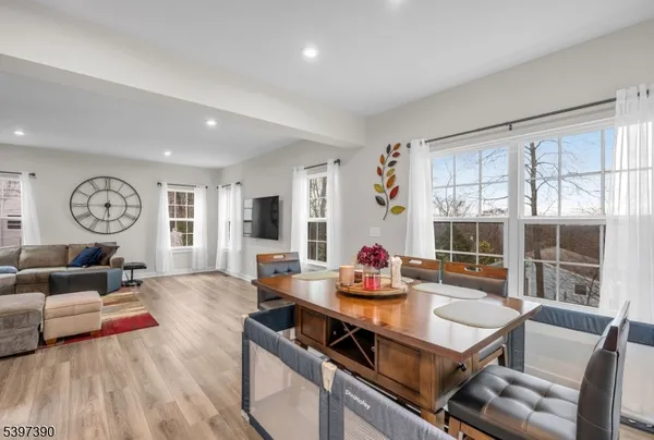 $5,500 | 16 Esposito Lane, Landing, NJ 07850