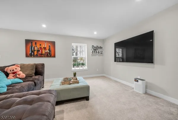 $5,500 | 16 Esposito Lane, Landing, NJ 07850