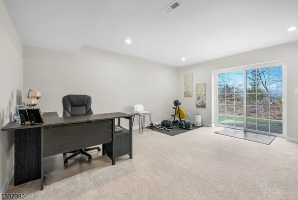 $5,500 | 16 Esposito Lane, Landing, NJ 07850