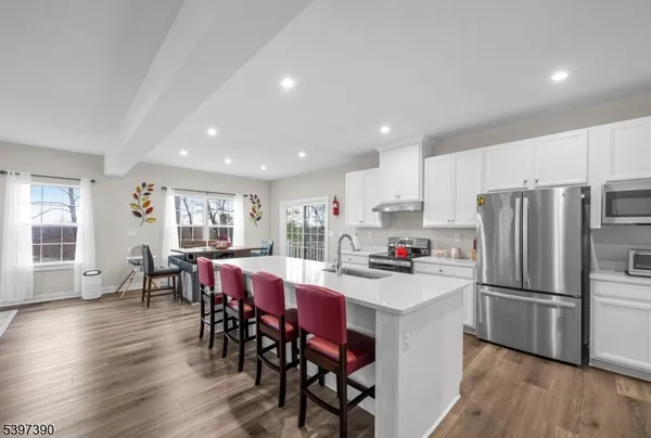 $5,500 | 16 Esposito Lane, Landing, NJ 07850