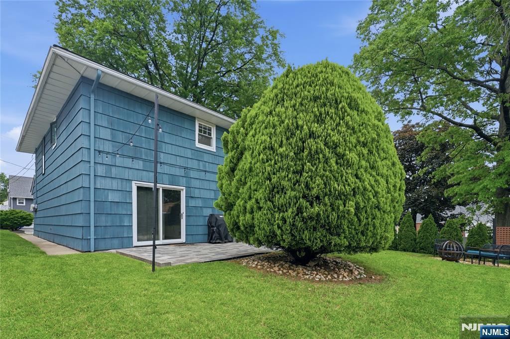 17 Arthur Drive Rutherford, NJ 07070 - Photo 38 of 46