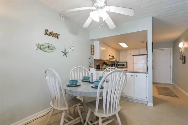 $322,000 | 7310 Seawall Boulevard, Unit 907, Galveston, TX 77551