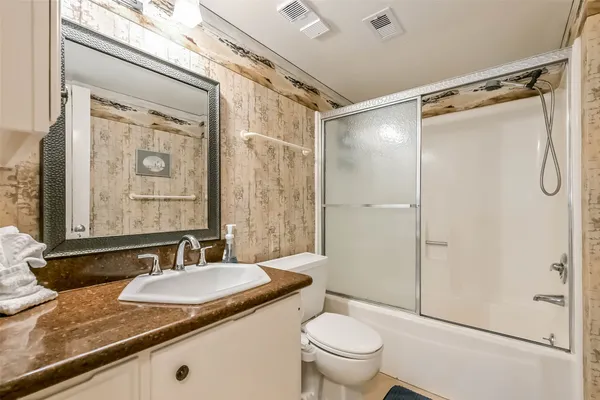 $322,000 | 7310 Seawall Boulevard, Unit 907, Galveston, TX 77551