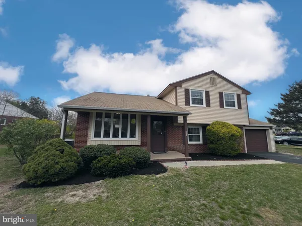 $475,000 | 825 Lexington Avenue, Blackwood, NJ 08012