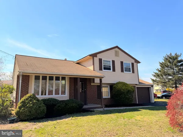 $475,000 | 825 Lexington Avenue, Blackwood, NJ 08012