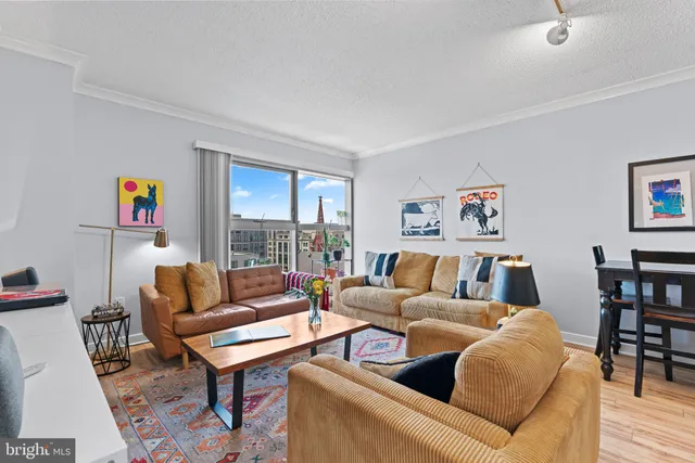 $3,350 | 777 7th Street Northwest, Unit 1014, Washington, DC 20001