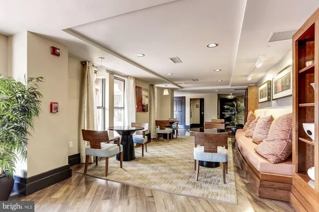 $3,350 | 777 7th Street Northwest, Unit 1014, Washington, DC 20001