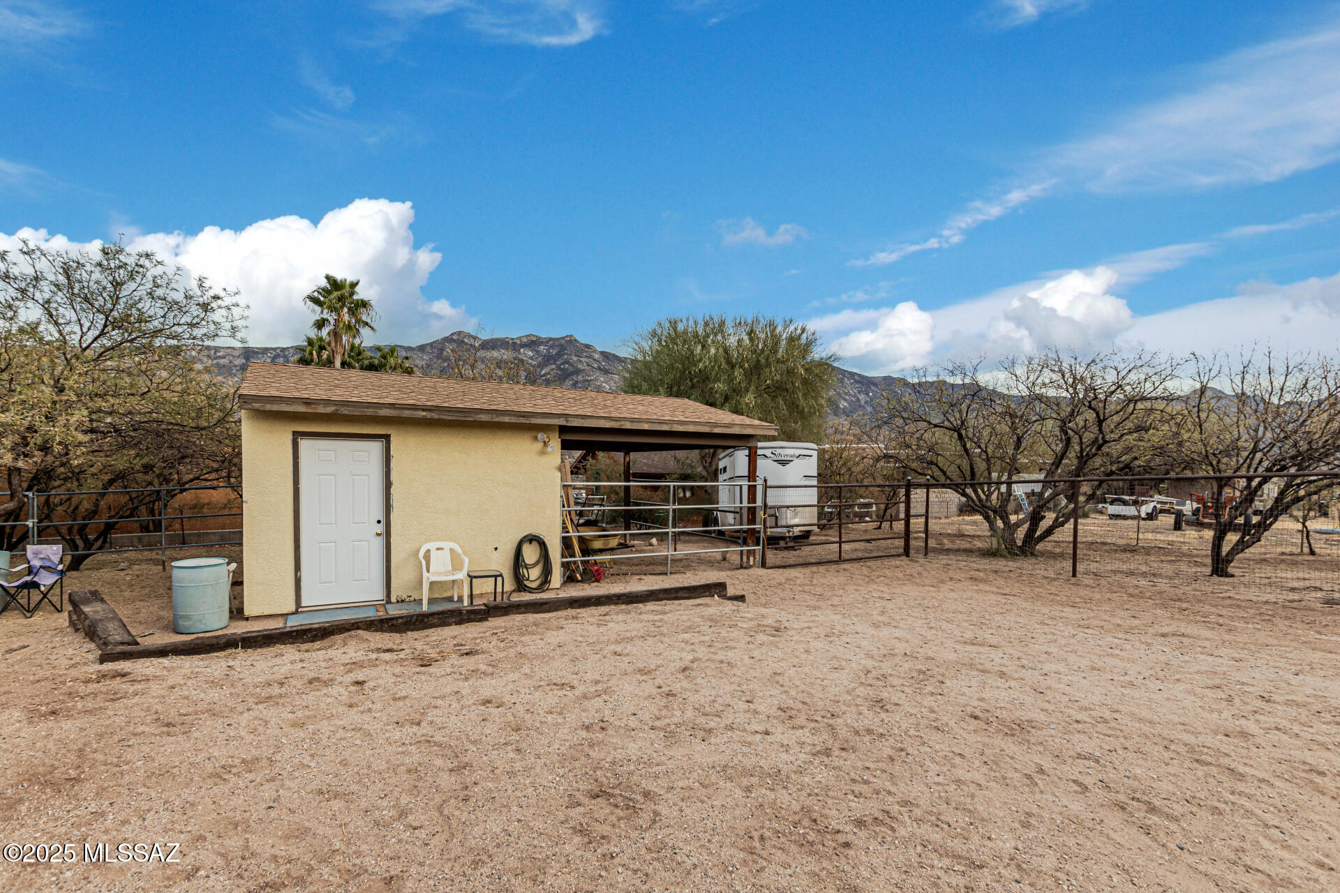 15850 North Razorback Ridge Trail Tucson, AZ 85739 - Photo 15 of 50 Tack Room