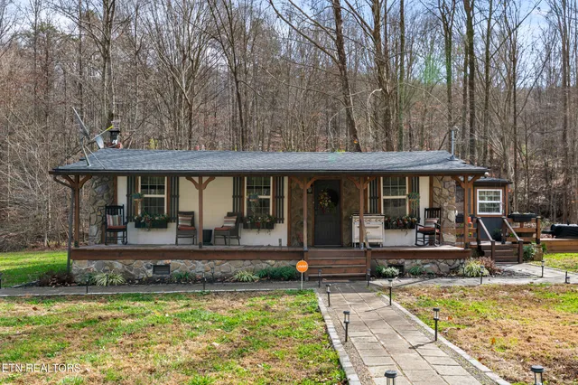 $279,000 | 1214 Little Elk Creek Road, Pioneer, TN 37847