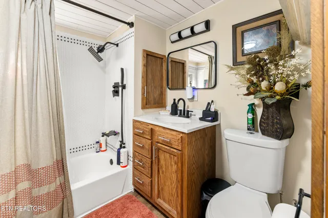 $279,000 | 1214 Little Elk Creek Road, Pioneer, TN 37847