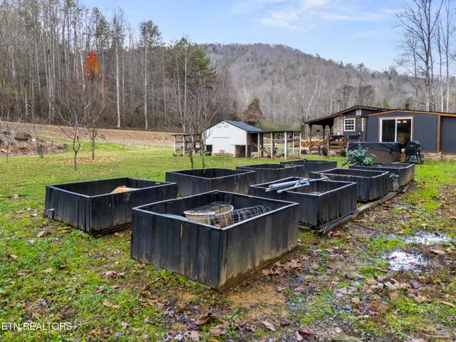 $279,000 | 1214 Little Elk Creek Road, Pioneer, TN 37847