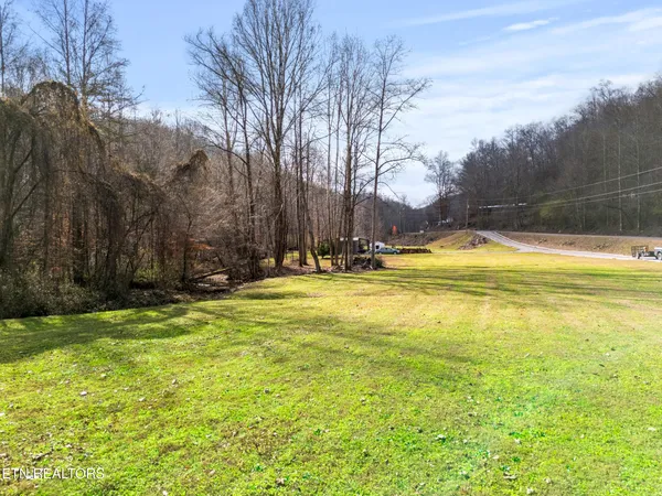 $279,000 | 1214 Little Elk Creek Road, Pioneer, TN 37847