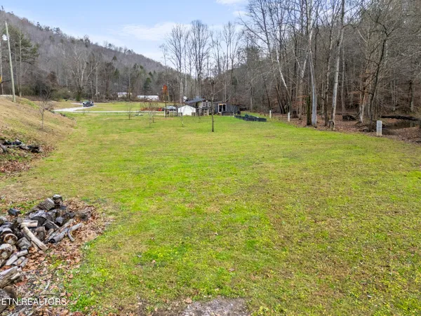 $279,000 | 1214 Little Elk Creek Road, Pioneer, TN 37847
