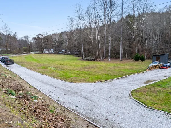 $279,000 | 1214 Little Elk Creek Road, Pioneer, TN 37847
