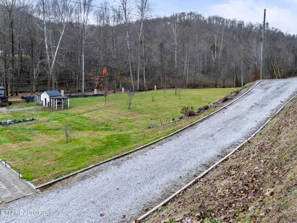 $279,000 | 1214 Little Elk Creek Road, Pioneer, TN 37847
