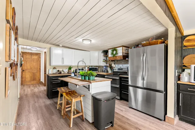 $279,000 | 1214 Little Elk Creek Road, Pioneer, TN 37847