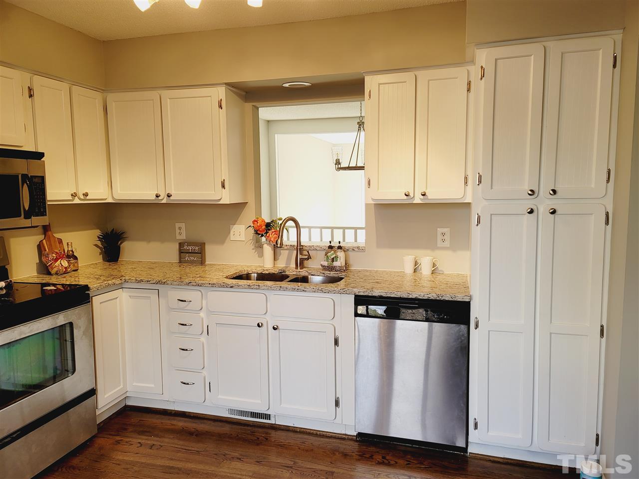 7602 Huey Court Raleigh, NC 27615 - Photo 4 of 18 Gallery Image 4