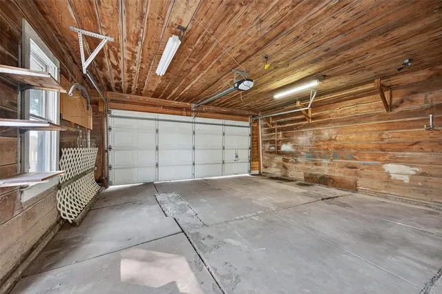 a view of a garage