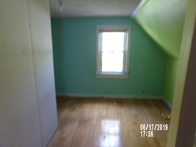 35 Prospect Street Millinocket, ME 04462 - Photo 8 of 9 100_1295 (640x480)
