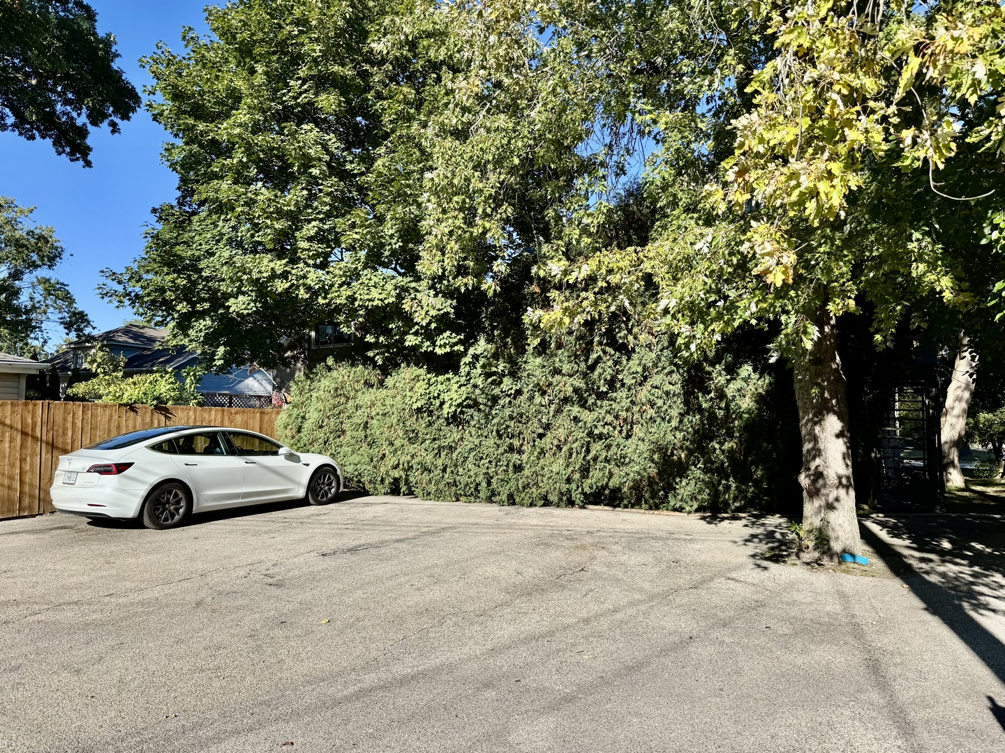 2506 Green Bay Road, Unit 2 Highland Park, IL 60035 - Photo 10 of 11 a view of parking area